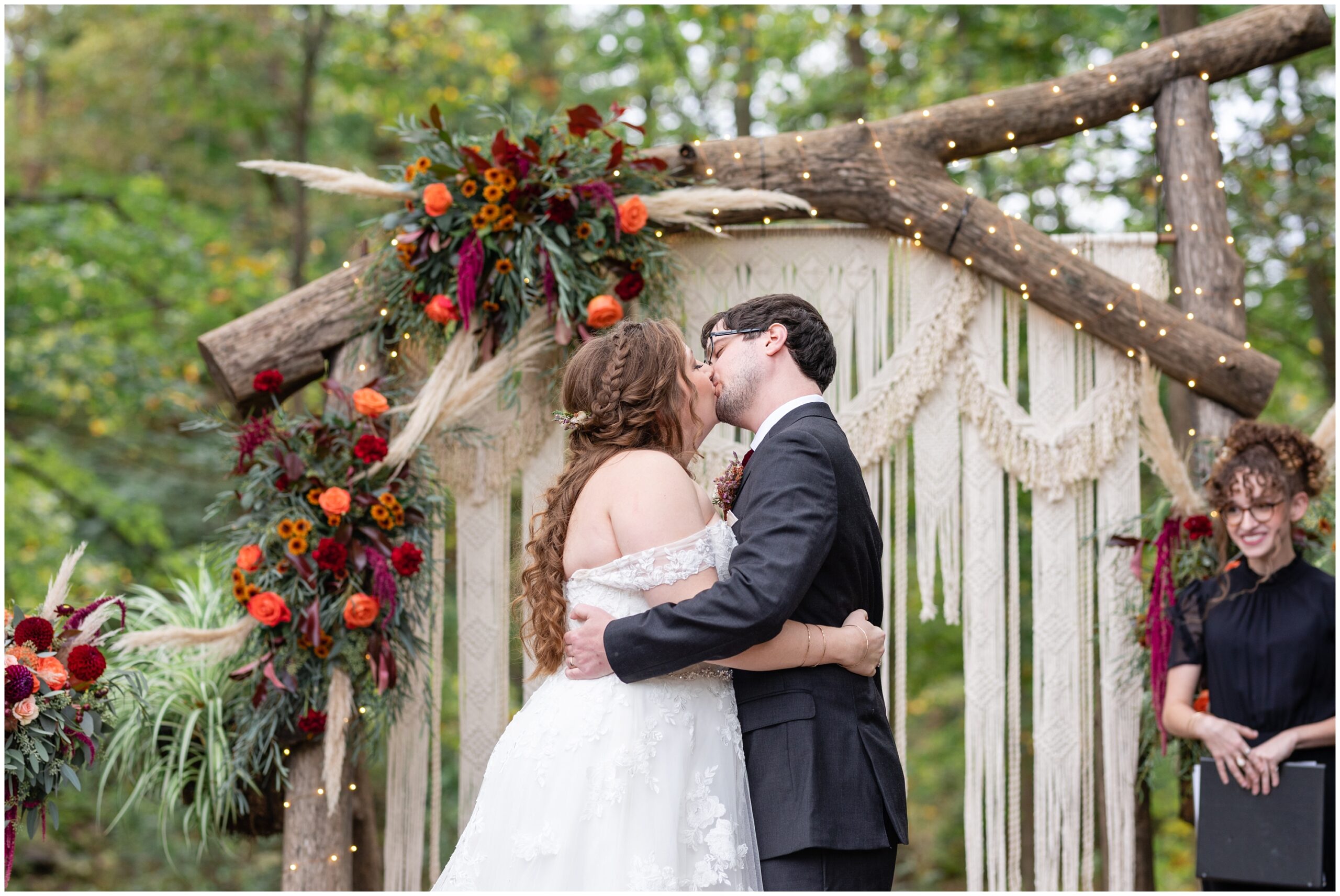 Gardens of Stonebridge Wedding by Pittsburgh Wedding Photographer Acevedo Weddings